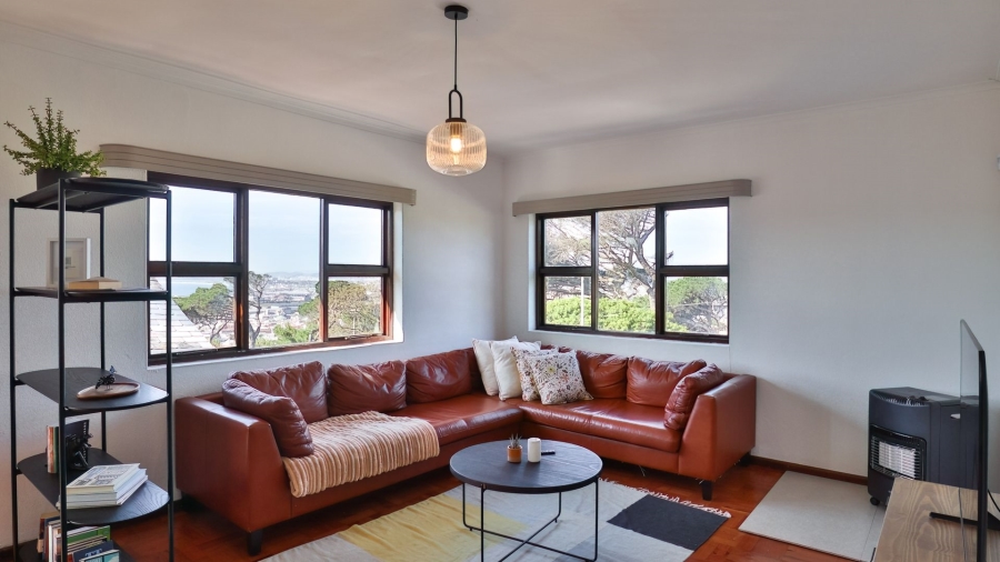 To Let 3 Bedroom Property for Rent in Walmer Estate Western Cape